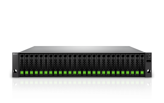 Serwer rackowy marki HPE w centrum danych.